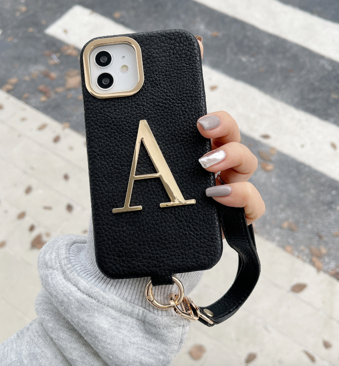 Coque Iphone Personnalisée Taupe - Initiale gold