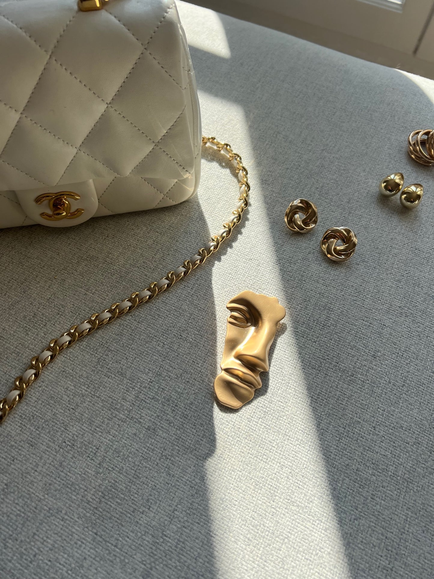 Broche visage