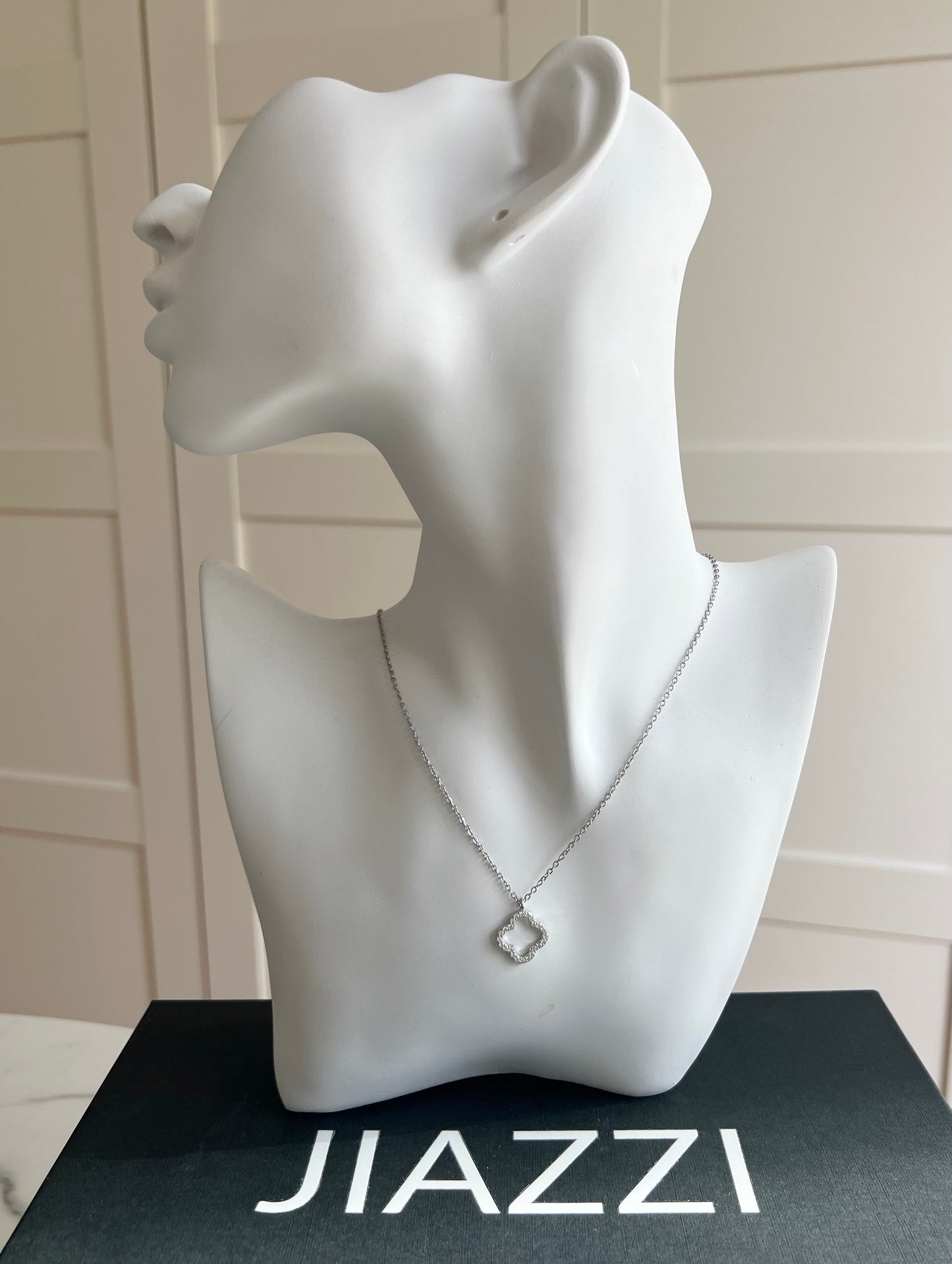 Collier trèfle