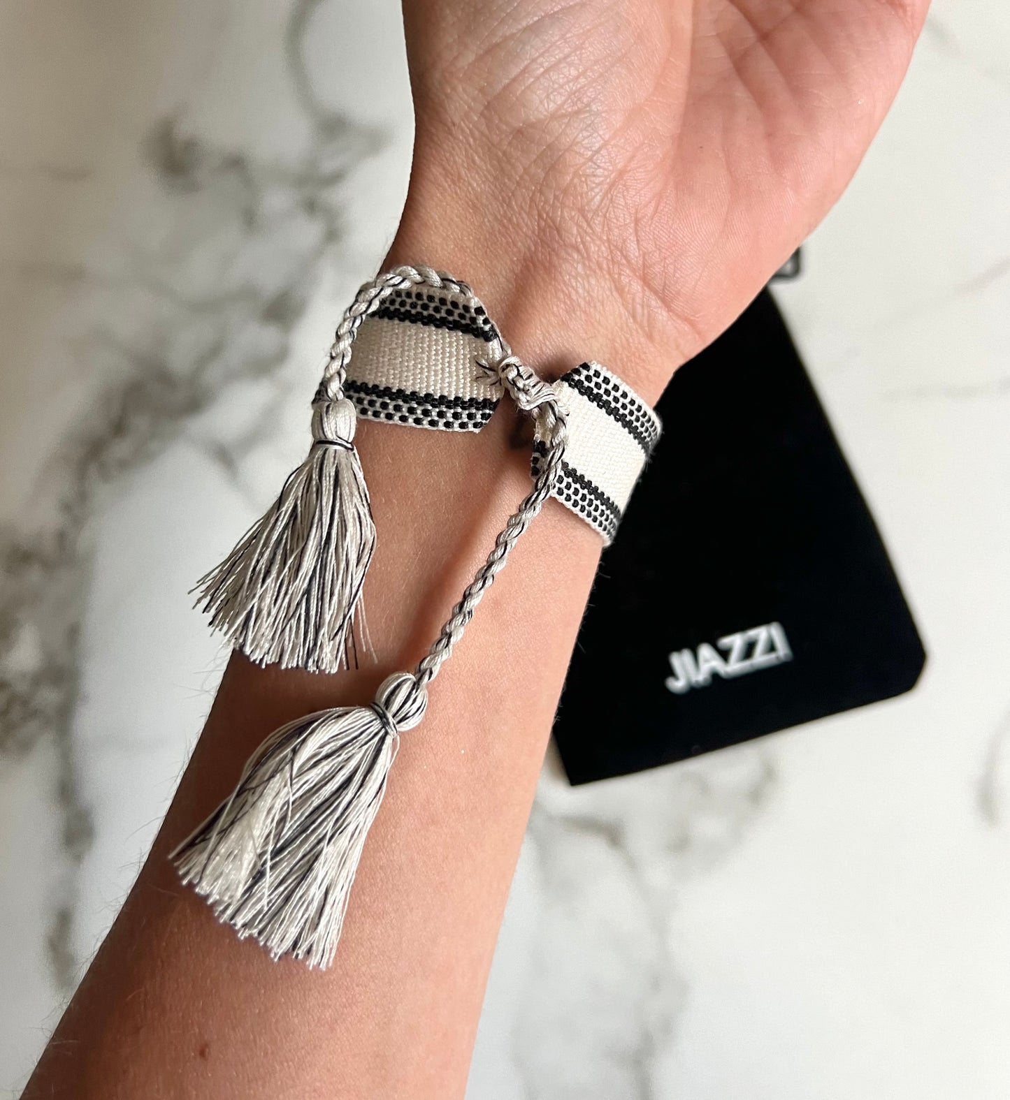Bracelet love