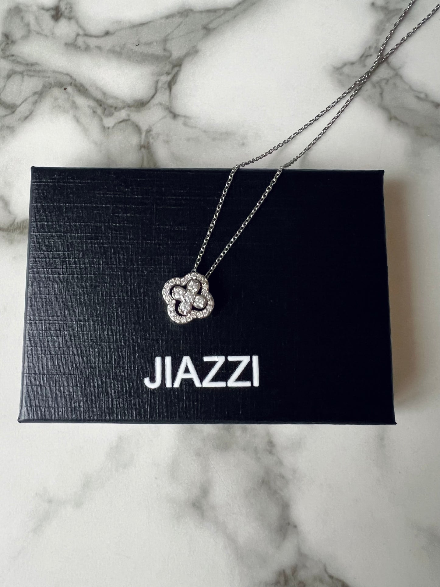 Collier trèfle Capri