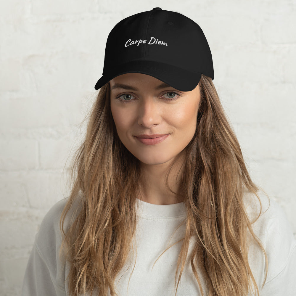 Casquette brodée "Carpe Diem" forme baseball